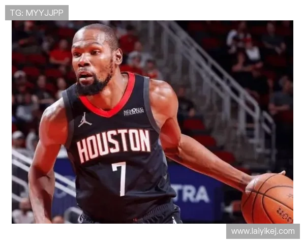 杜兰特三分高效砍分超乔治 拉开球队进攻空间明显提升